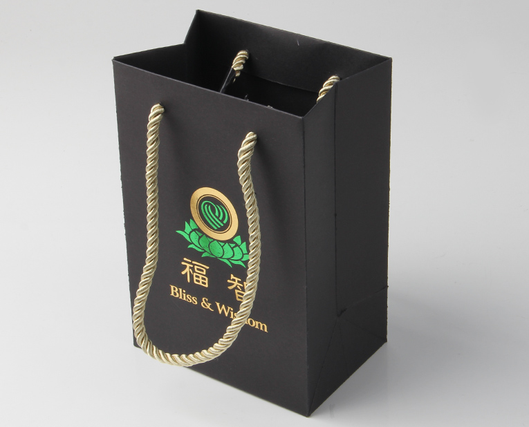 皮具包裝袋金粉要閃亮，廠家一定不能犯的兩個錯誤