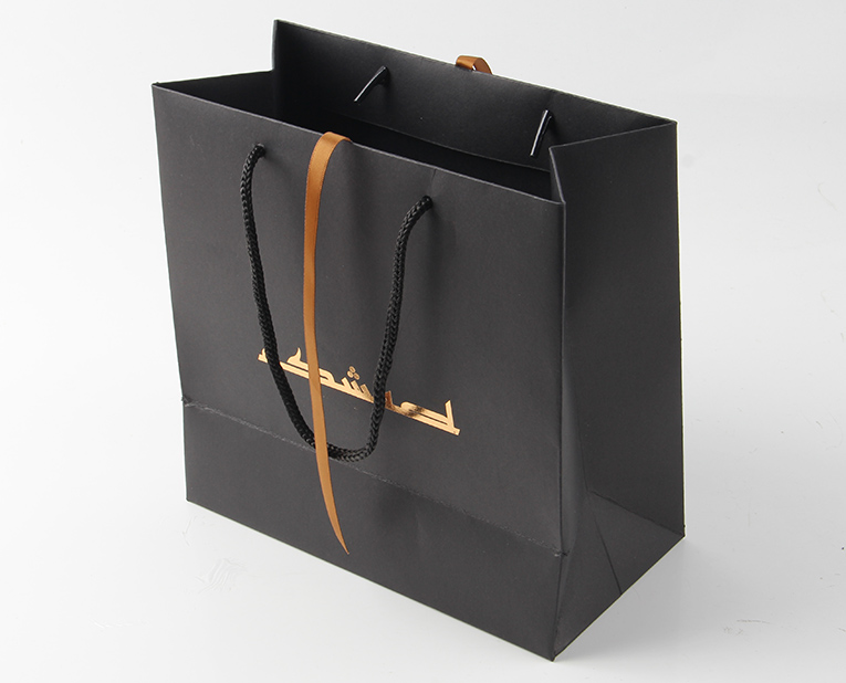 高檔禮品袋廠統(tǒng)計01年以來，絲印技術(shù)的起伏市場