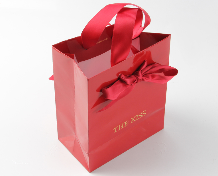 高檔禮品袋廠統(tǒng)計01年以來，絲印技術(shù)的起伏市場